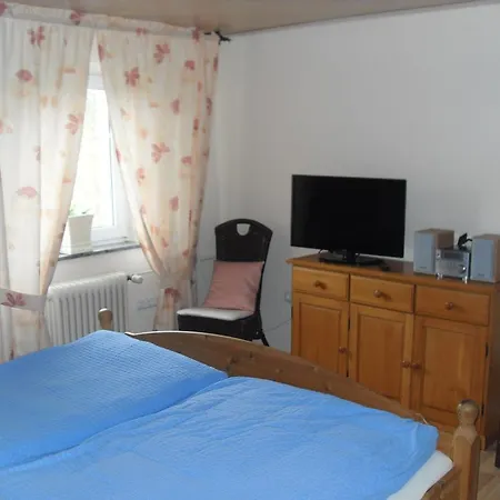 Ferienhaus Gastezimmer Zur Fuchsrohre Am Nurburgring Adenau